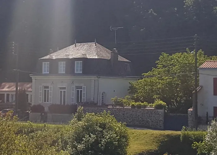 Guest house Lucriolla Oree-d'Anjou