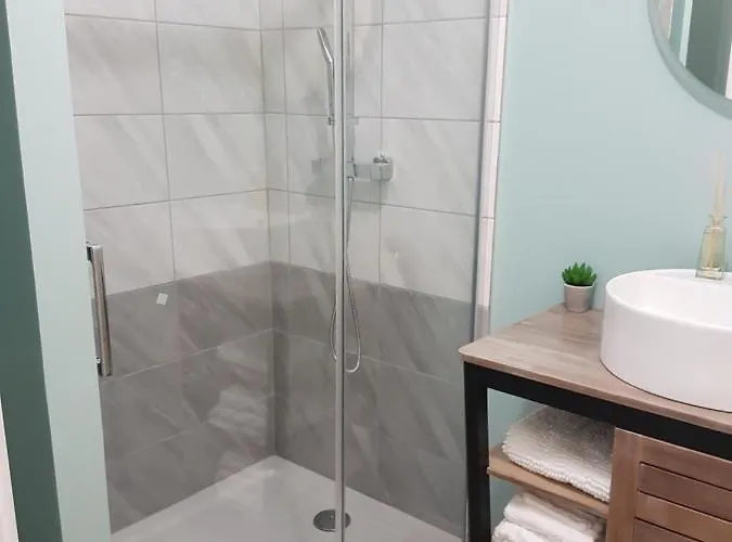 Lucriolla 3* Oree-d'Anjou